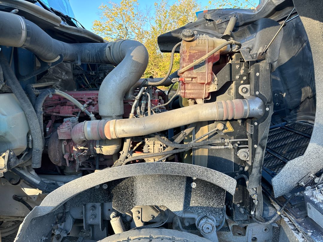 2021 INTERNATIONAL HX520 SFA - Image 30